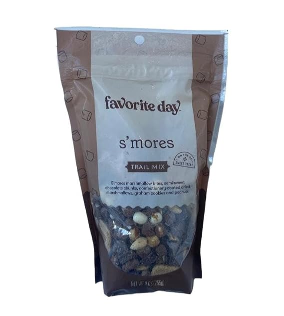 Favorite Day Smores Trail Mix - 9oz - Favorite DaY - 9 oz