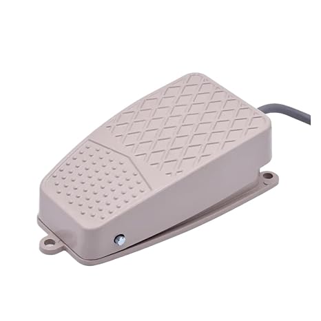 1pcs FS-2 On Off Momentary Electric Power Foot Pedal Switch 220V 10A Waterproof Metal SPDT 1NO1NC Footswitch Industrial Machine