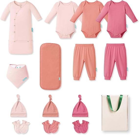 PurComfy Bamboo Newborn Clothes Gift Set: 14-Piece SuperSoft Layette & Accessories Set for Baby Daily Essentials Set