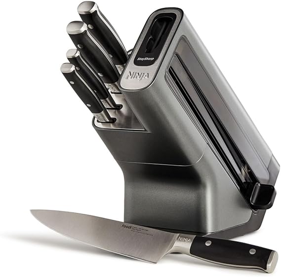 Ninja Foodi StaySharp Knife Block with Integrated Sharpener, 5-Piece Set