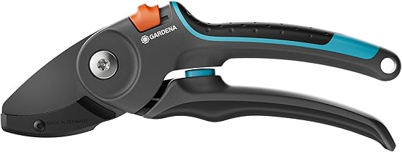 Gardena PremiumCut Pro Pruner Anvil Cut Dry Wood 24mm Cutting Diameter Ergonomic Handles PowerCoating Blades Made in Germany (12250-20)