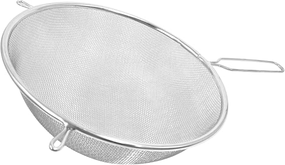 Chabrias Ltd 23cm Chrome Plated Bowl Strainer – Durable Fine Mesh Sieve with Handle Ideal for Straining, draining, Washing and Wide Range of Foods, with a fine mesh for Ease of use