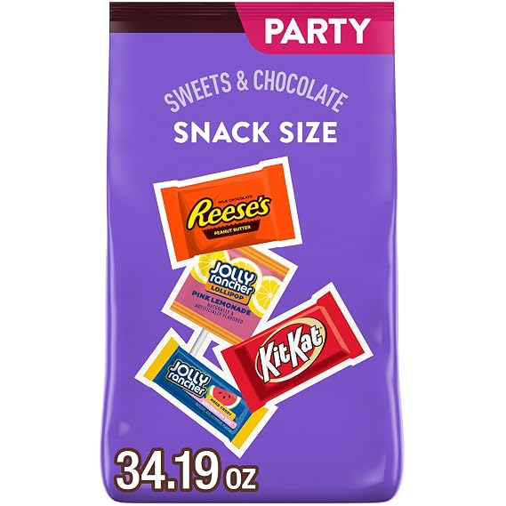 JOLLY RANCHER, KIT KAT and REESE'S Assorted Flavored Snack Size, Candy Party Pack, 34.19 oz