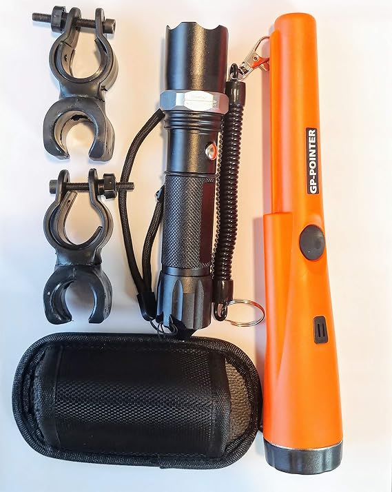 Calces365 Metal Detector Pinpointer Waterproof 360 Scanning Bundle (Pinpointer with Flash Light and 2 Clips)