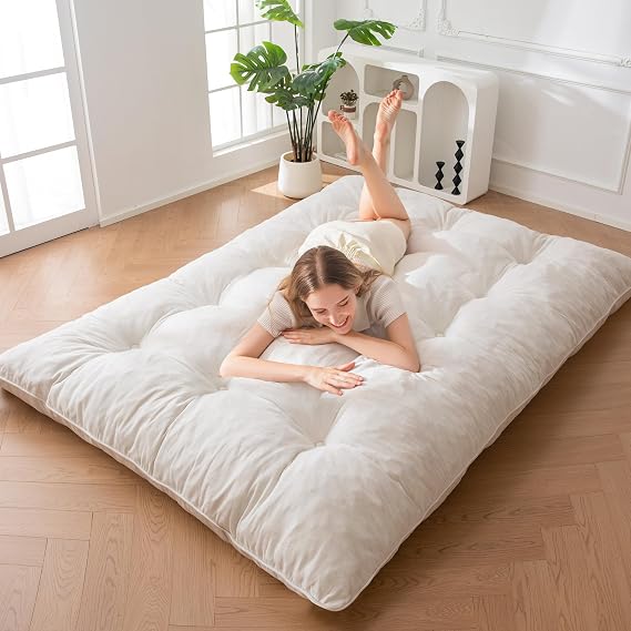 MAXYOYO Floor Mattress Full Size, 6" Chenille Japanese Futon Mattress Foldable Floor Couch for Adults Tufted Roll Up Floor Couch Mat, Tatami Sleeping Pad for Living Room, Beige