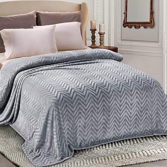 Whale Flotilla Flannel Fleece King Size Blanket for Bed, 230x264 CM